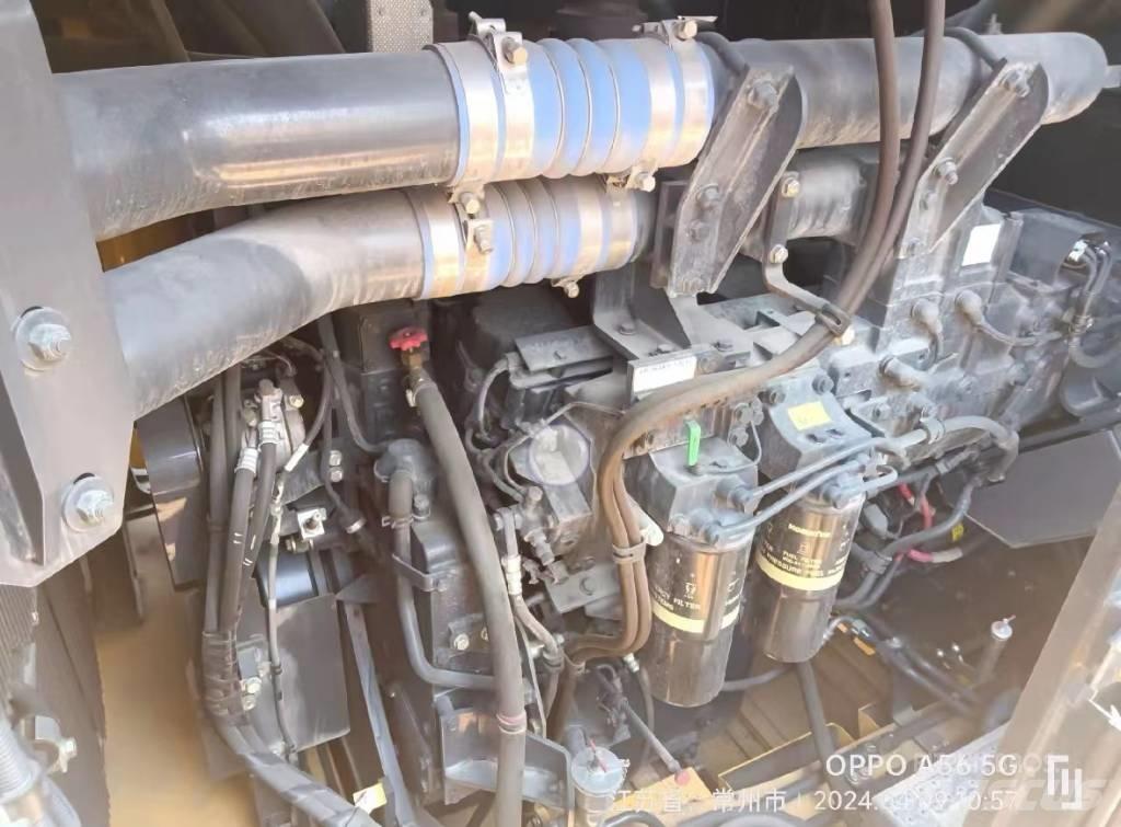 Komatsu PC 200 Bageri gusjeničari