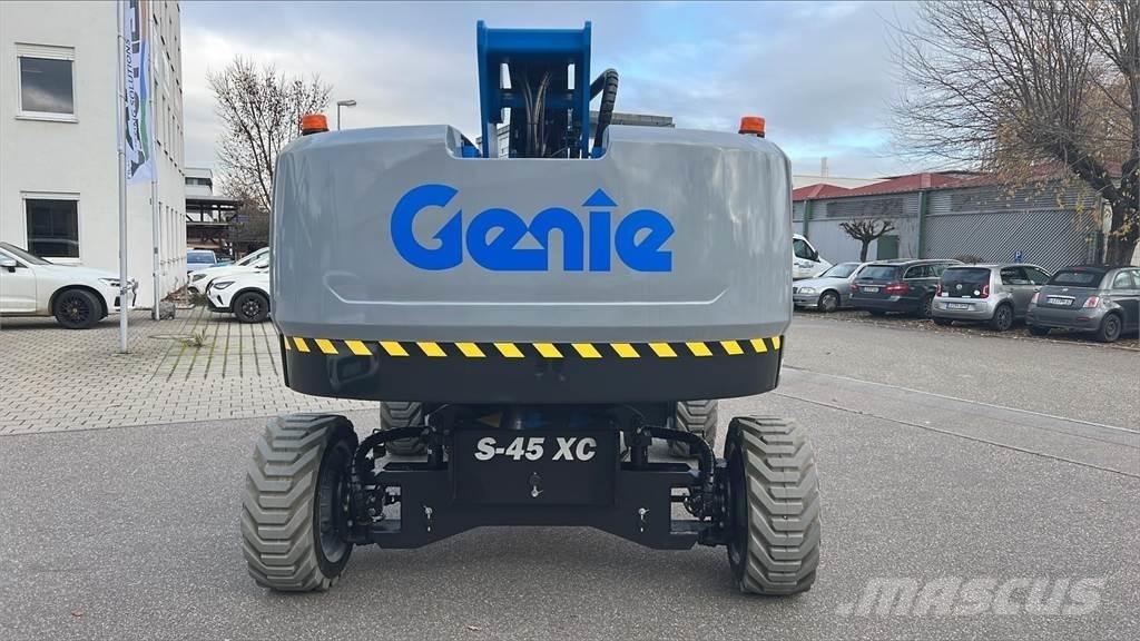 Genie S-45 XC Teleskopske podizne platforme