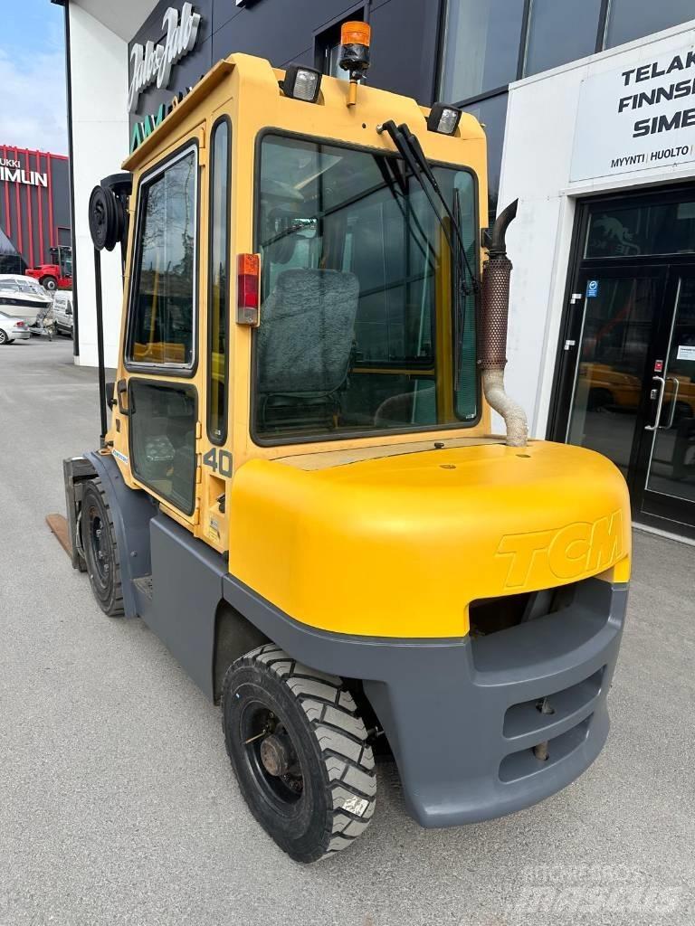 TCM FD40T8 Dizelski viličari