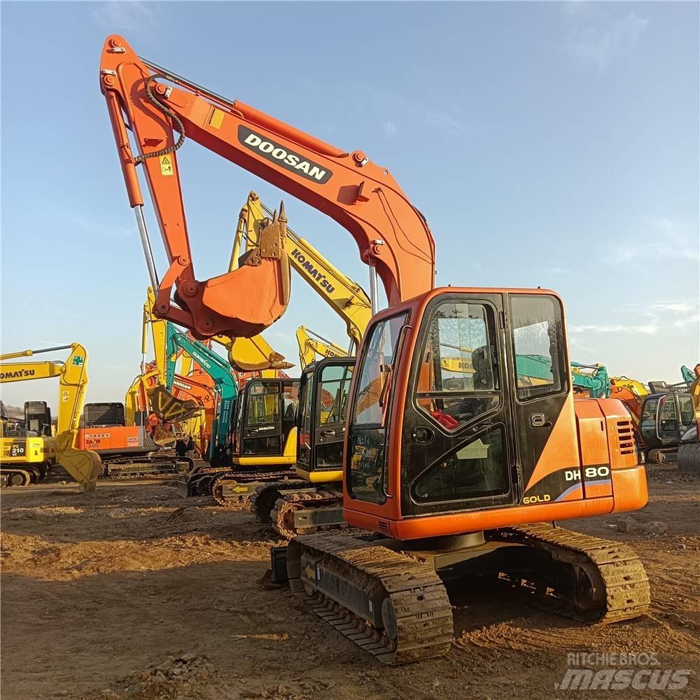 Doosan DH80G Bageri gusjeničari
