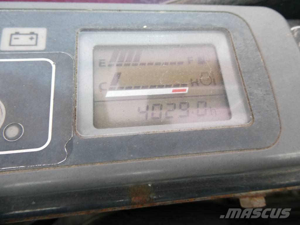 Hitachi ZX 20 UR Mini bageri <7t