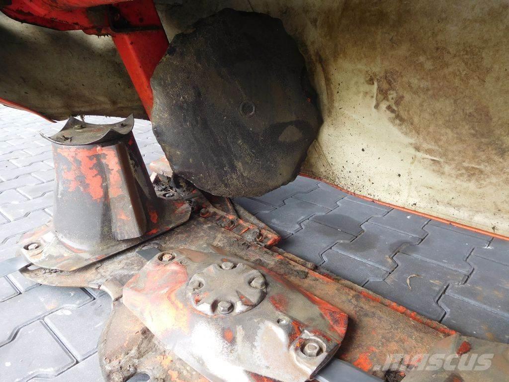 Kuhn GMD 4410-FF Okretači i sakupljači sijena