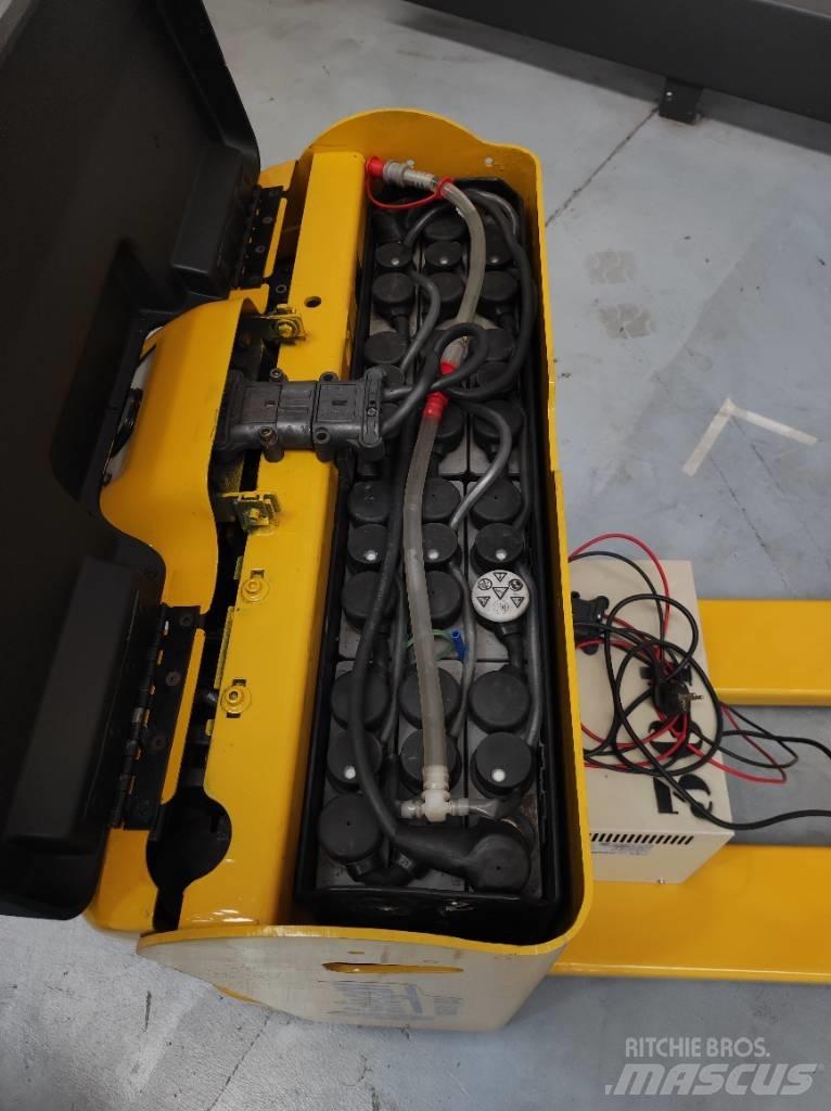 Yale MP18 Nisko podizni električni viličar