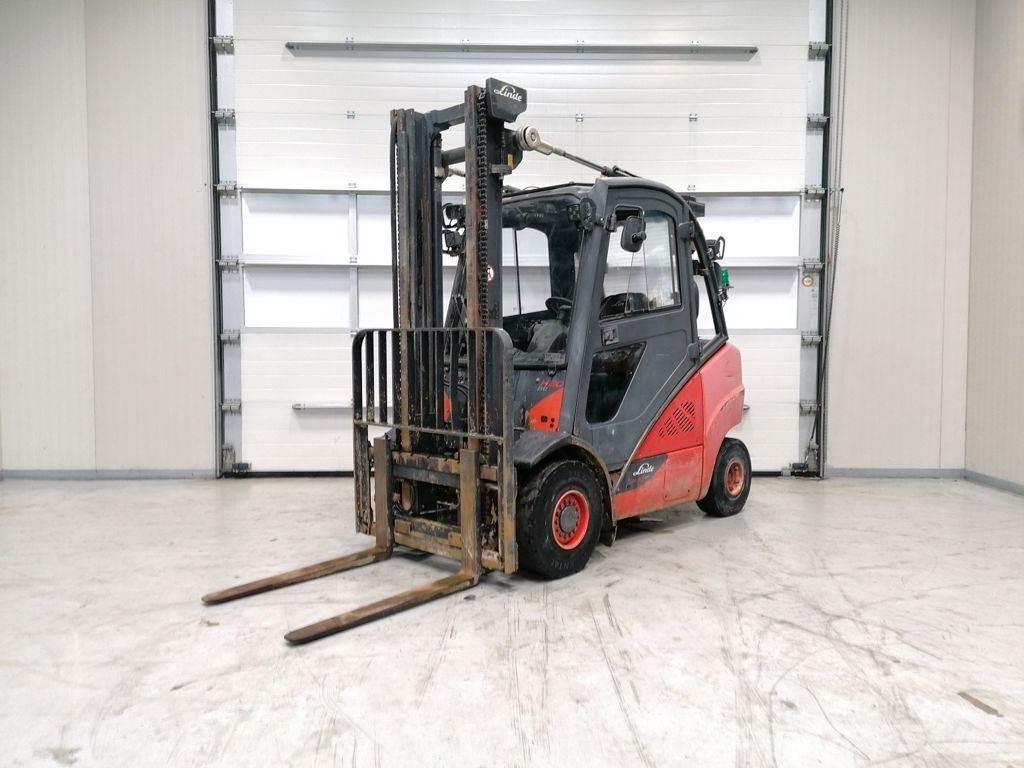 Linde H30D-02 Dizelski viličari