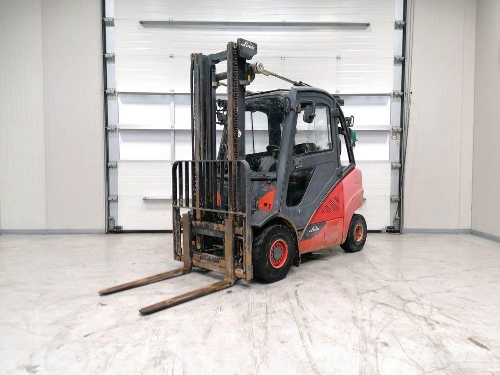 Linde H30D-02 Dizelski viličari