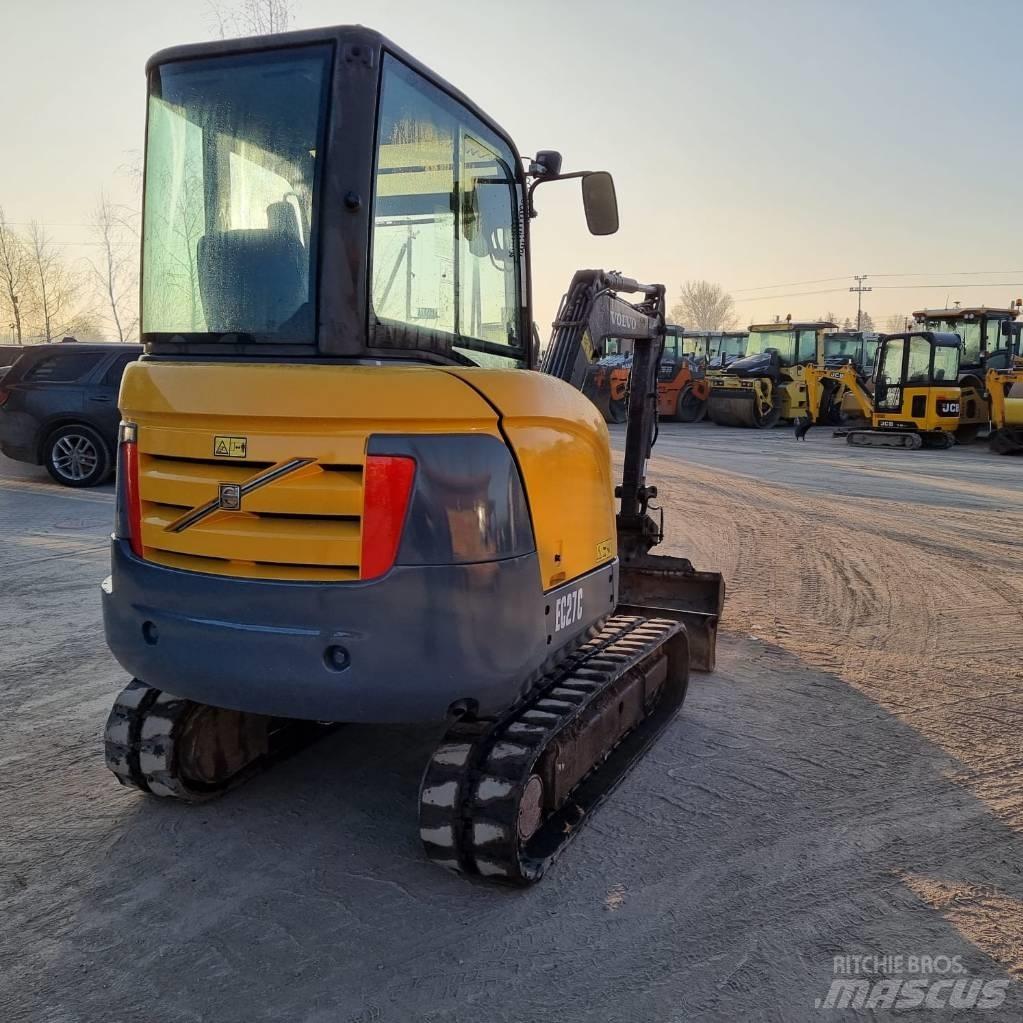 Volvo EC 27 C Mini bageri <7t