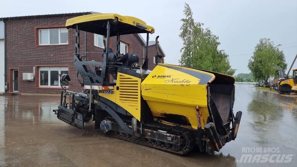 Bomag BF 300 Asfaltni finišeri