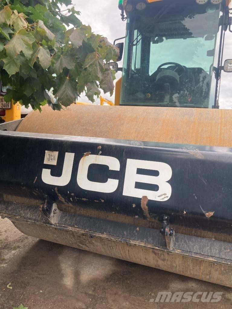 JCB VM137 2015 Valjci sa jednim bubnjem