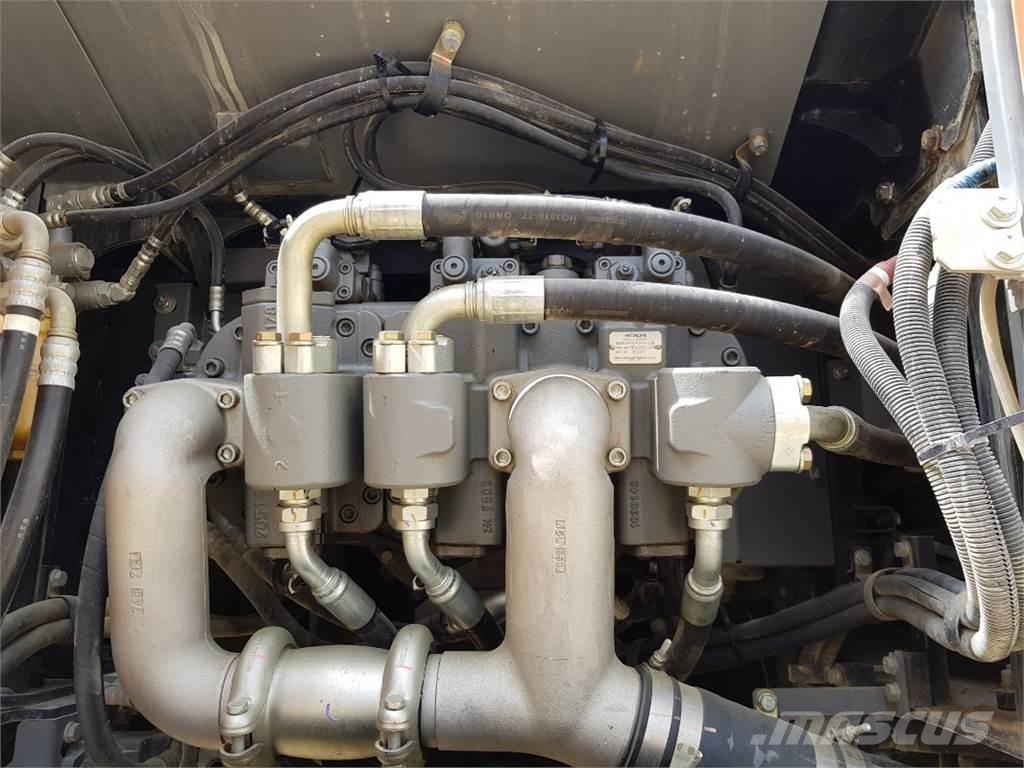 Hitachi KSD 405-6 Bageri gusjeničari