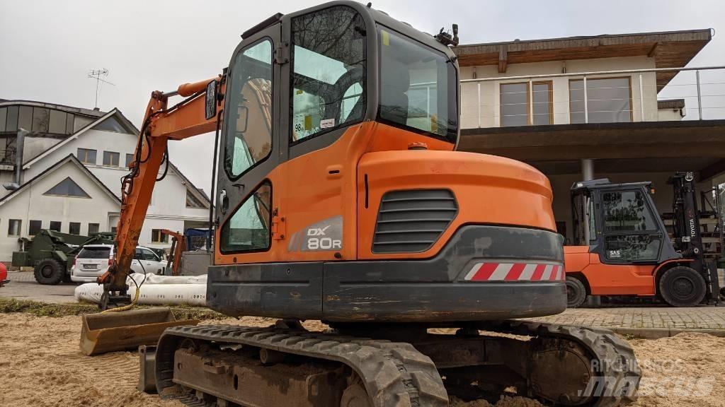 Doosan DX 80 R Midi bageri 7t – 12t