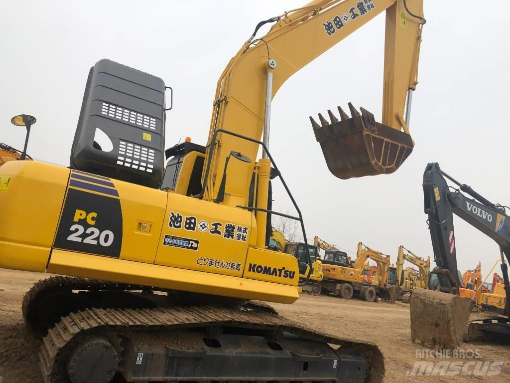 Komatsu 220-8 Bageri gusjeničari