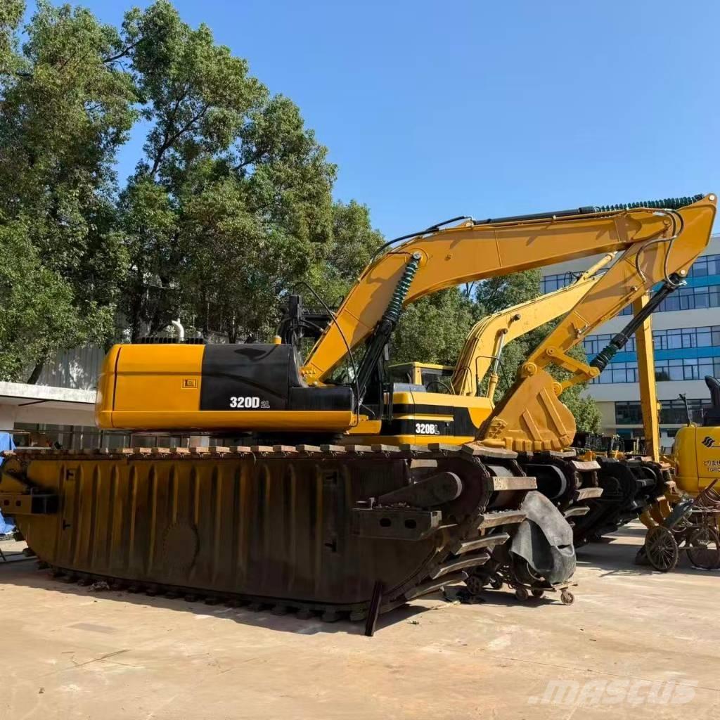 CAT 320D2 Amfibijski bageri