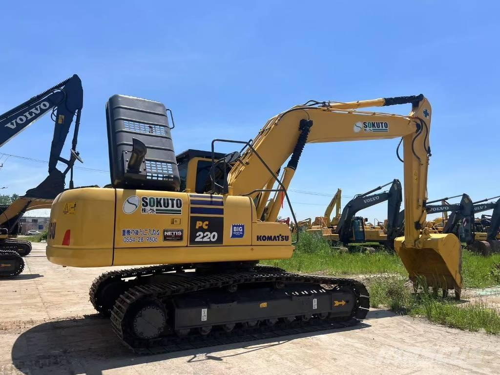 Komatsu 220 Bageri gusjeničari
