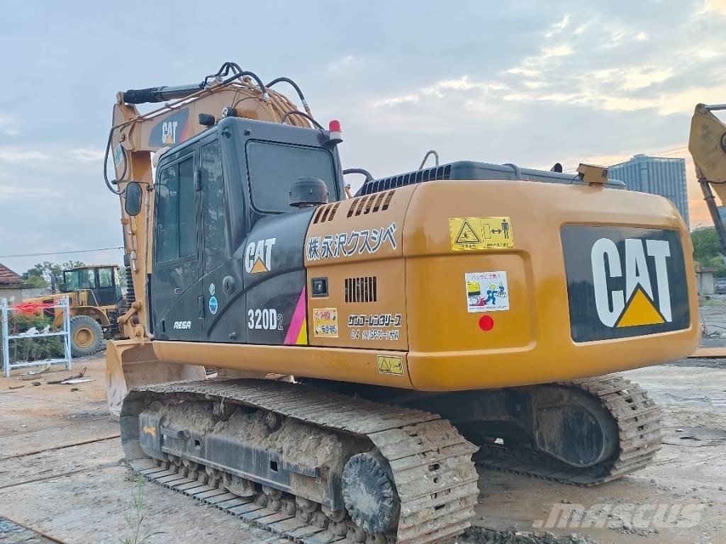 CAT 320D2 Bageri gusjeničari
