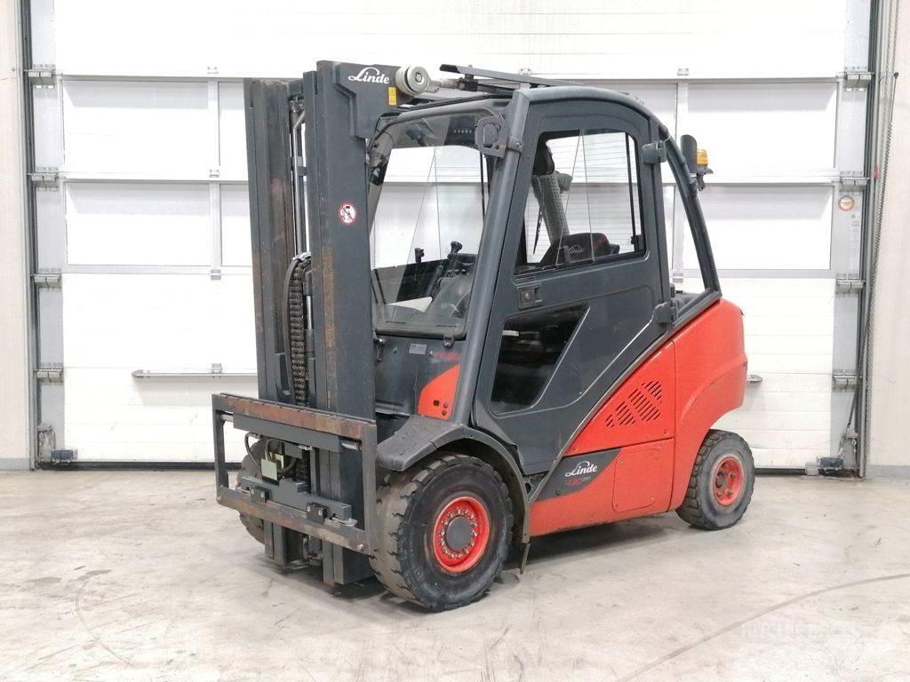 Linde H30D-02 Dizelski viličari
