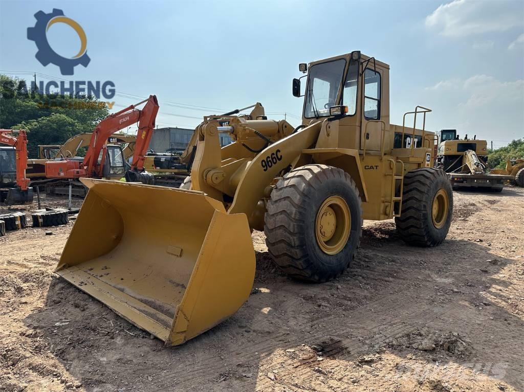CAT 966C Utovarivači na kotačima