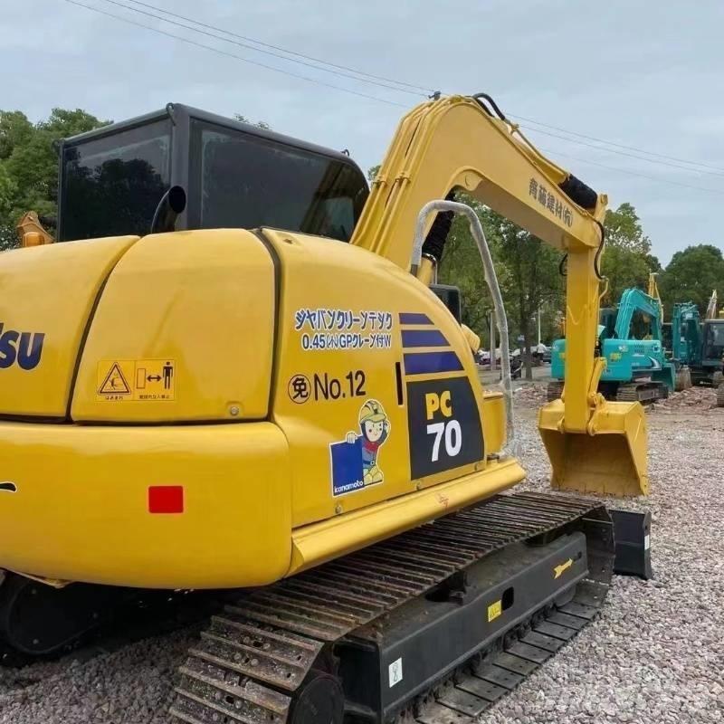 Komatsu PC70 Bageri gusjeničari