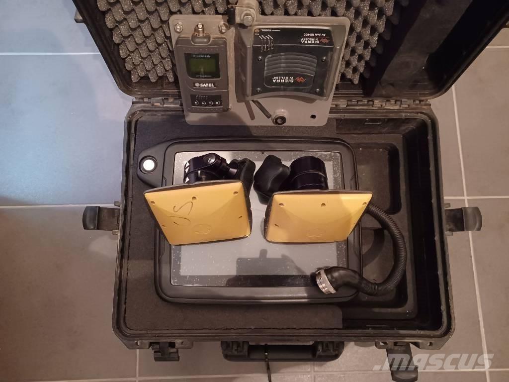 Komatsu PC 210 LC Bageri gusjeničari