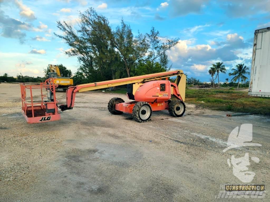 JLG 600 A Zglobne podizne platforme