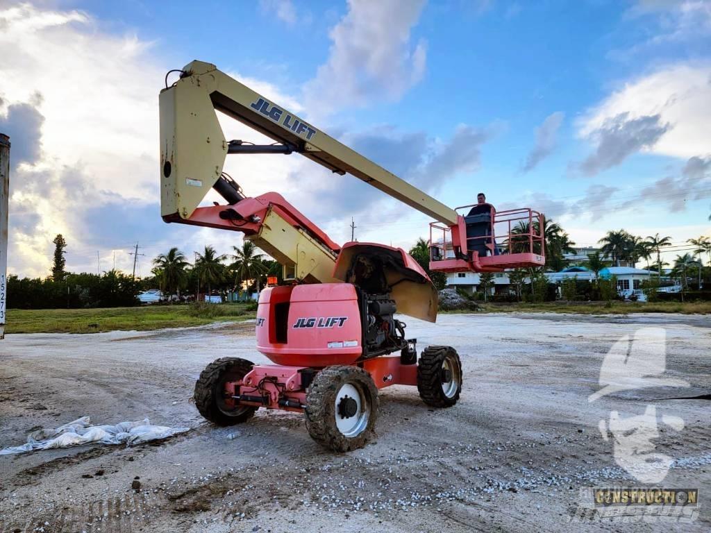 JLG 600 A Zglobne podizne platforme