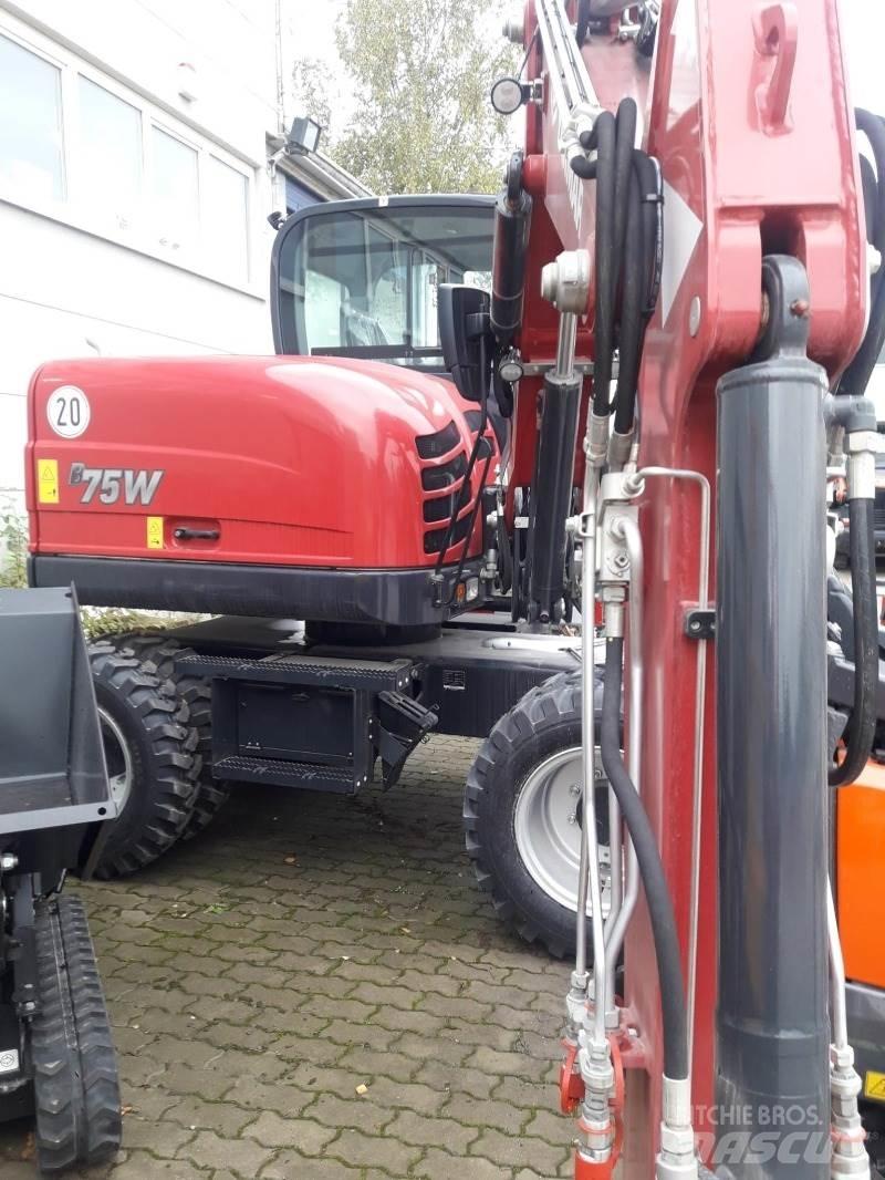 Yanmar B75W Bageri na kotačima