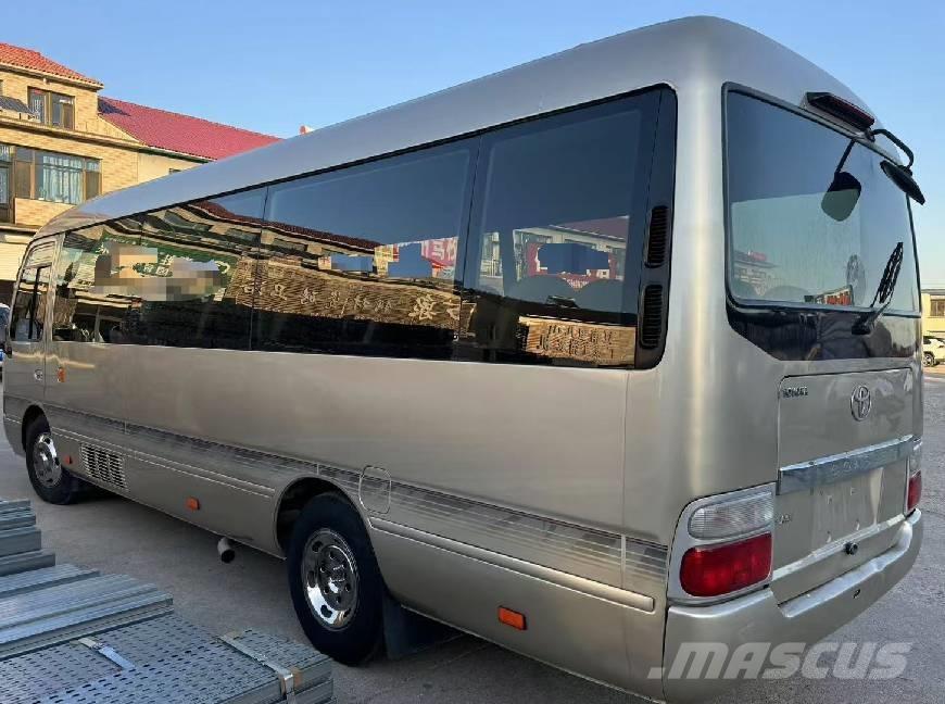 Toyota Coaster Međugradski autobusi