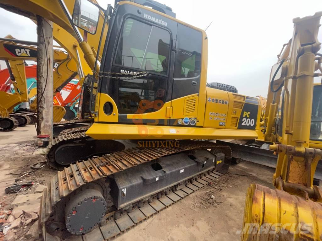 Komatsu PC 200-8 Bageri gusjeničari