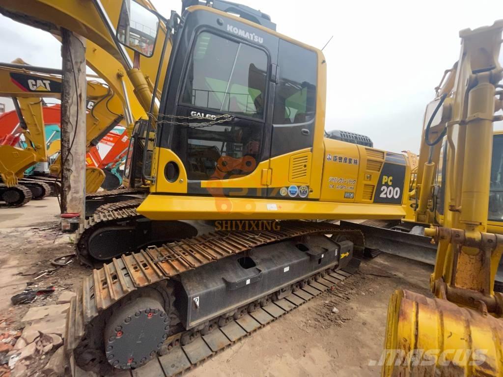 Komatsu PC 200-8 Bageri gusjeničari