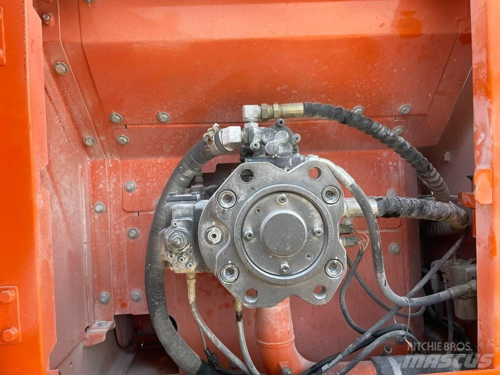 Doosan DX 260 Bageri gusjeničari