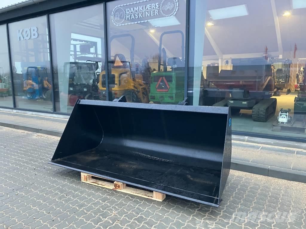 JCB 150 T Teleskopski viličari