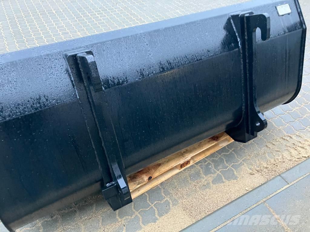 JCB 150 T Teleskopski viličari