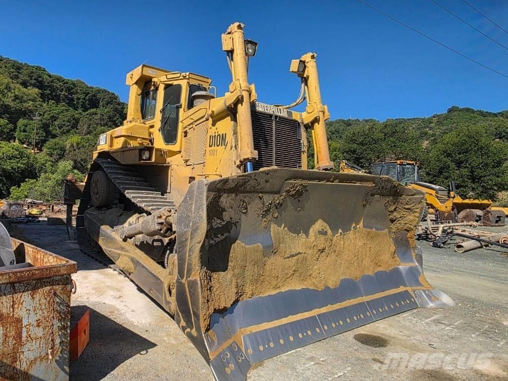 CAT D 10 N Buldožeri gusjeničari