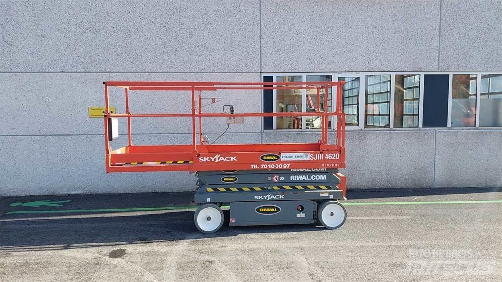 SkyJack SJIII4620 Škaraste platforme