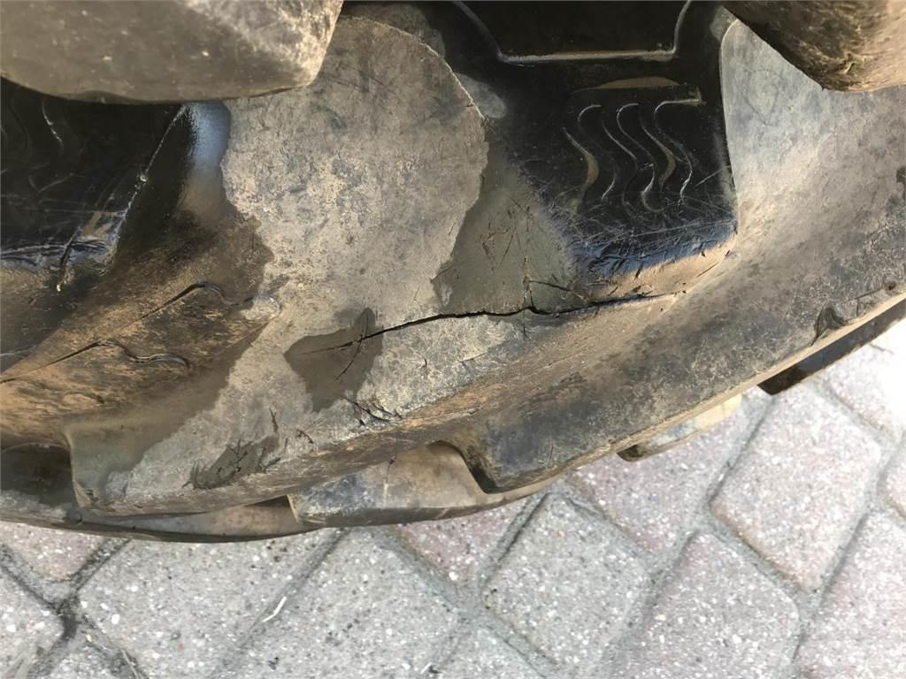 BKT 650/85R42 Gume, kotači i naplatci