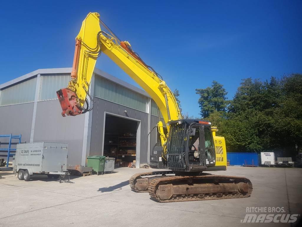 Hitachi ZX225USLC-5 Bageri gusjeničari