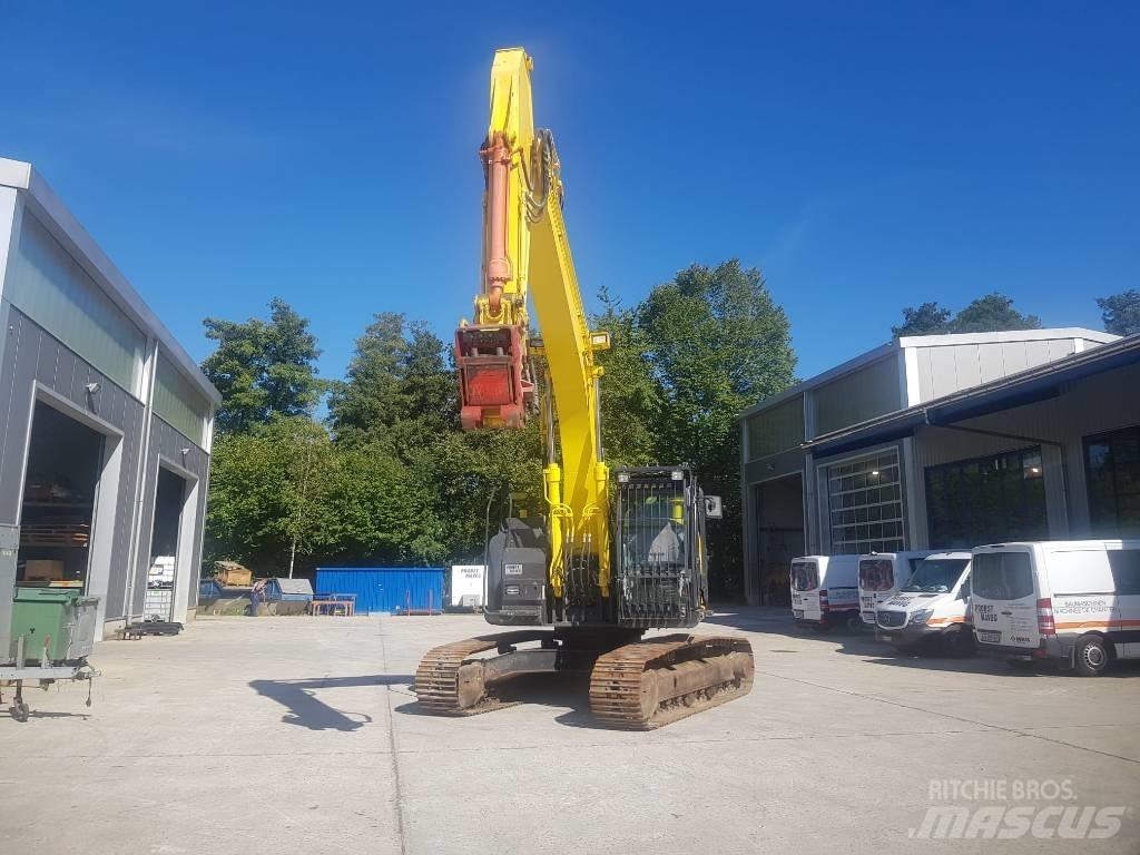 Hitachi ZX225USLC-5 Bageri gusjeničari