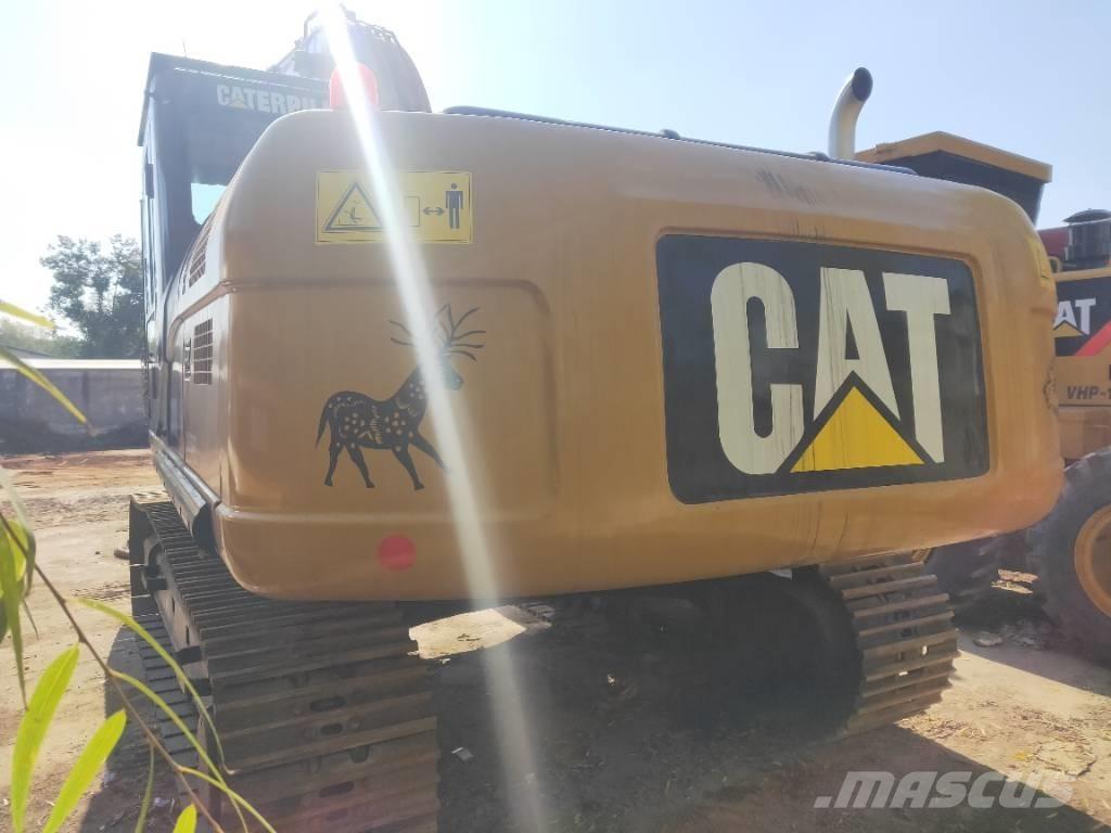 CAT 330D Bageri gusjeničari