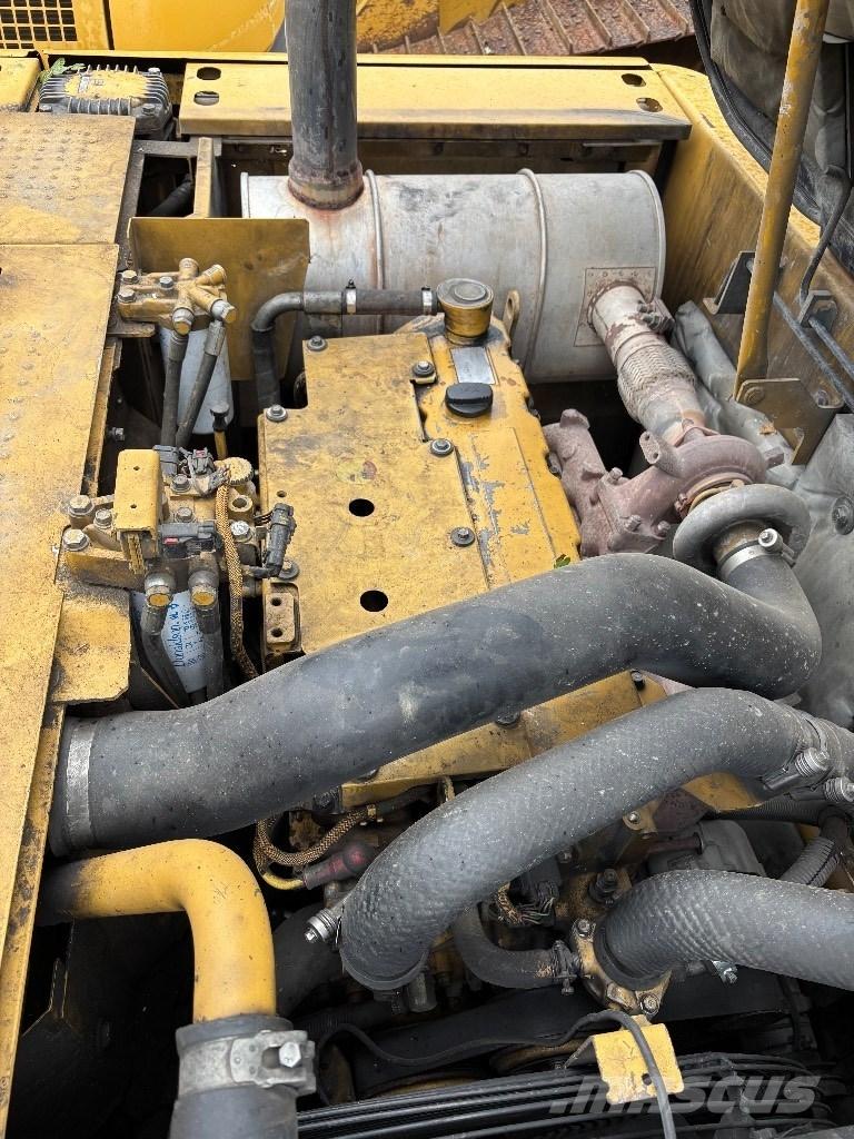 CAT 320 D L Bageri gusjeničari