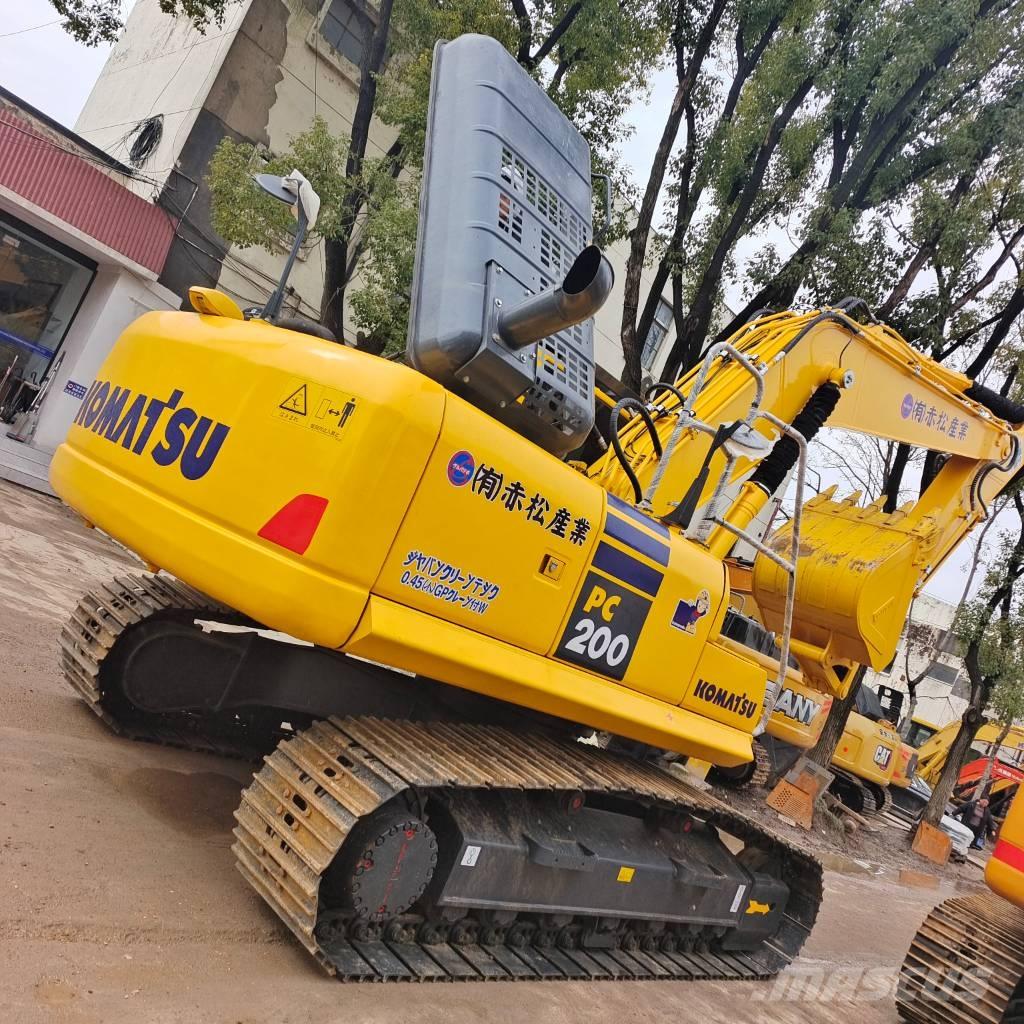 Komatsu PC 200-8N1 Bageri gusjeničari