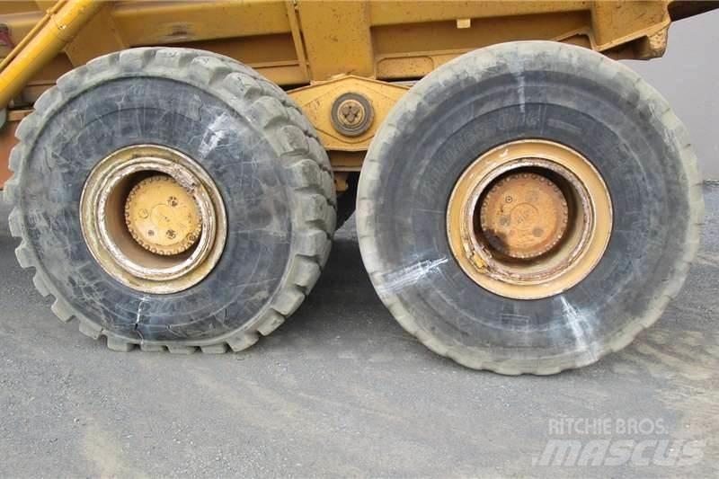 Bell B40D 6X6 Zglobni demperi