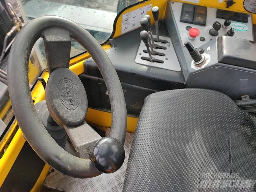 Combilift C4000 Viličari sa 4-stranskim dohvatom