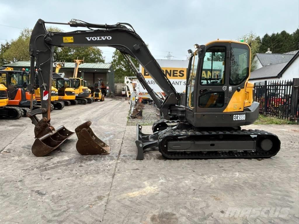 Volvo ECR 88 D Midi bageri 7t – 12t