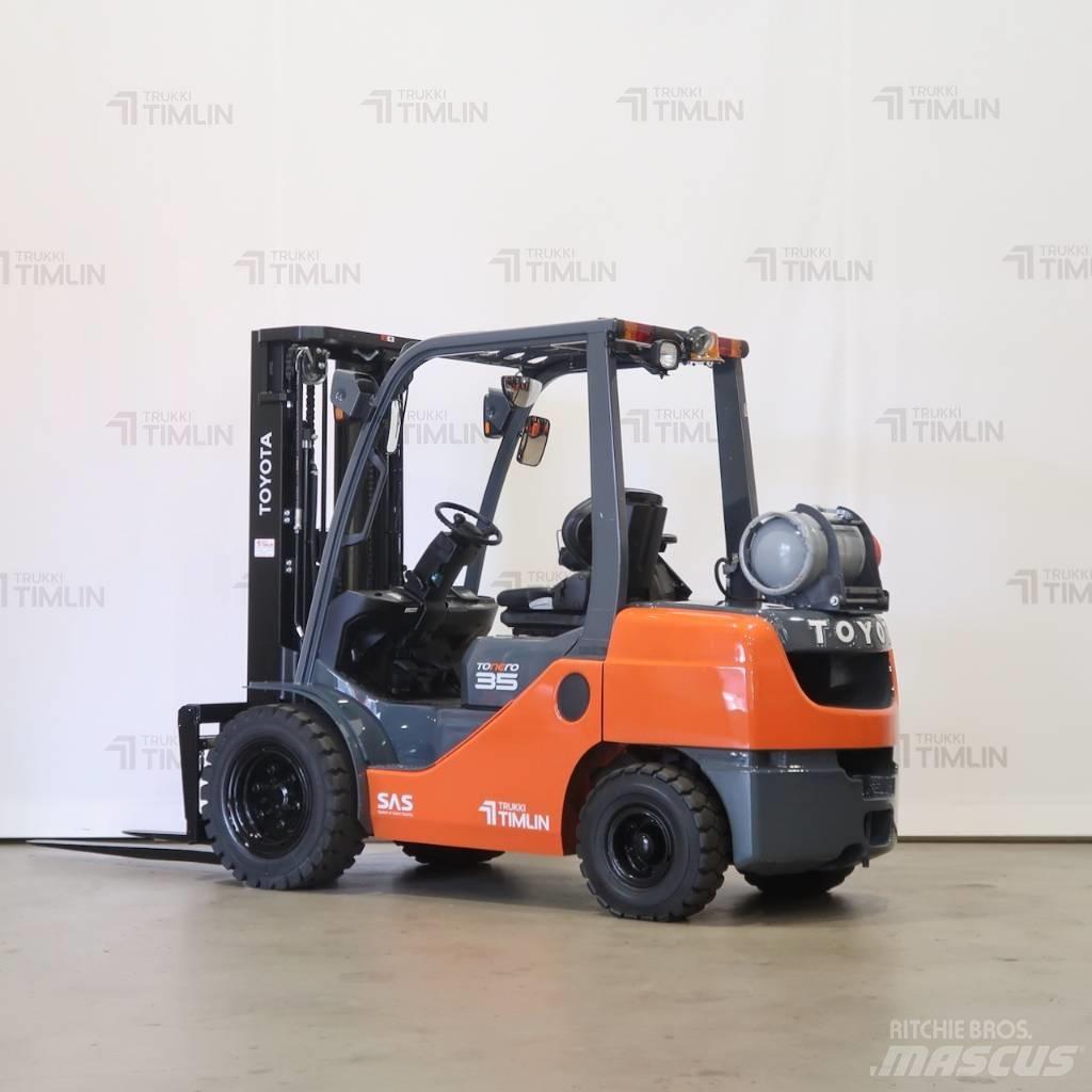 Toyota 02-8FGJF35 Plinski viličari