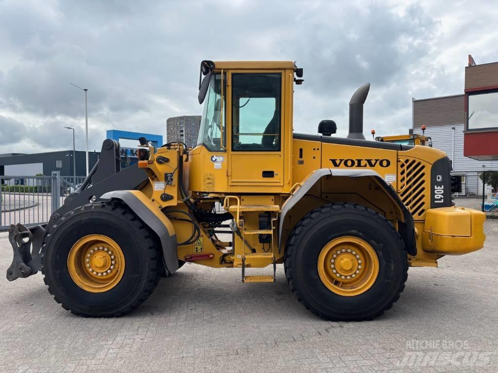Volvo L 90 E Utovarivači na kotačima