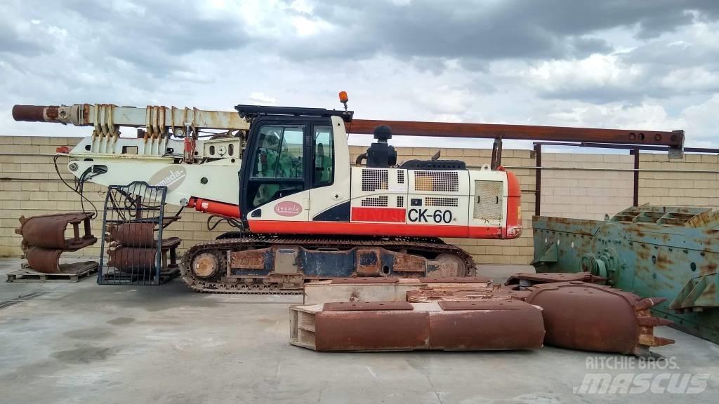 CAT 330C Bageri gusjeničari