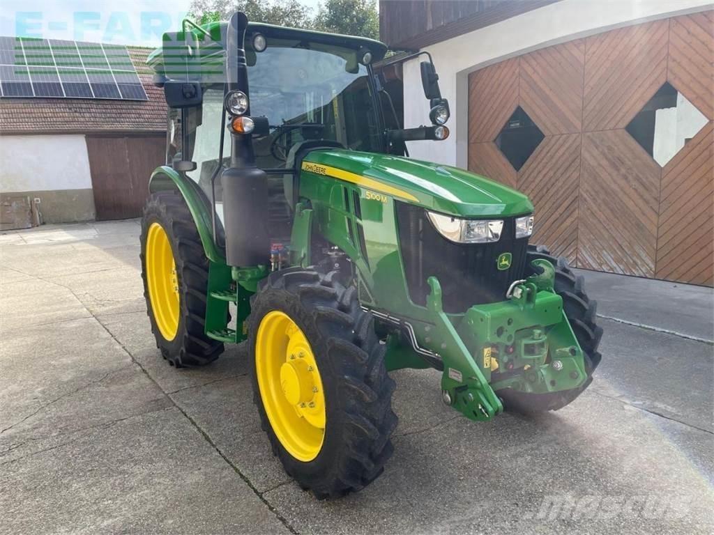 John Deere 5100M Traktori