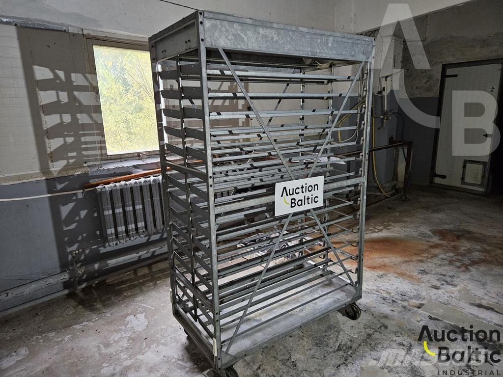 Jamesway  Drugi strojevi za stoku i dodatna oprema