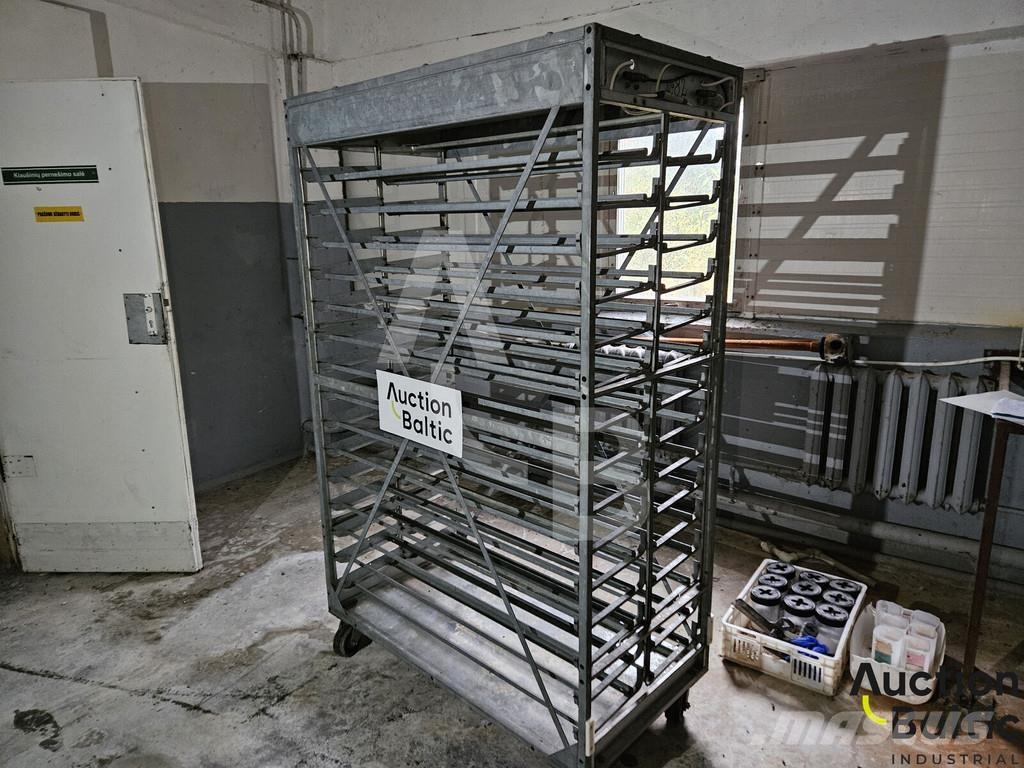 Jamesway  Drugi strojevi za stoku i dodatna oprema