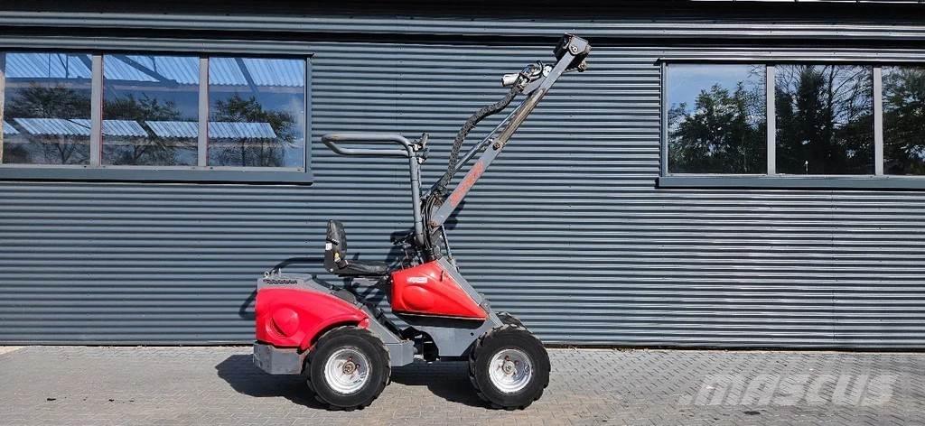 Multione A700 D Mini utovarivači