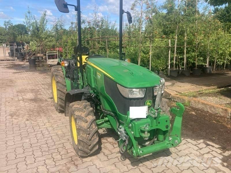 John Deere 5075 GL Kompaktni (mali) traktori